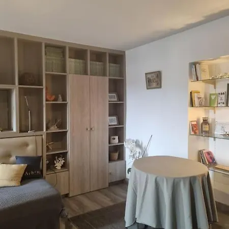 L'Ourse, Epinal,Tres Bel Appartement Quartier Port Extérieur photo